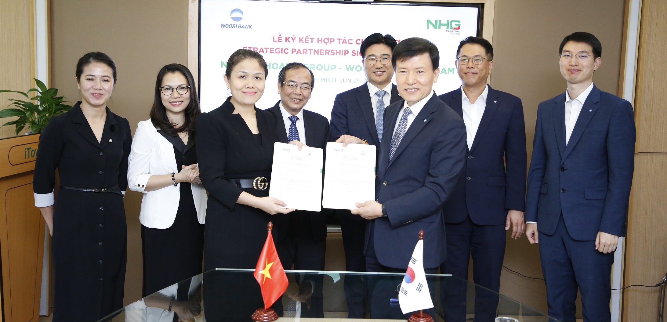 Woori Bank Penetrates Vietnamese Education Market For First Time